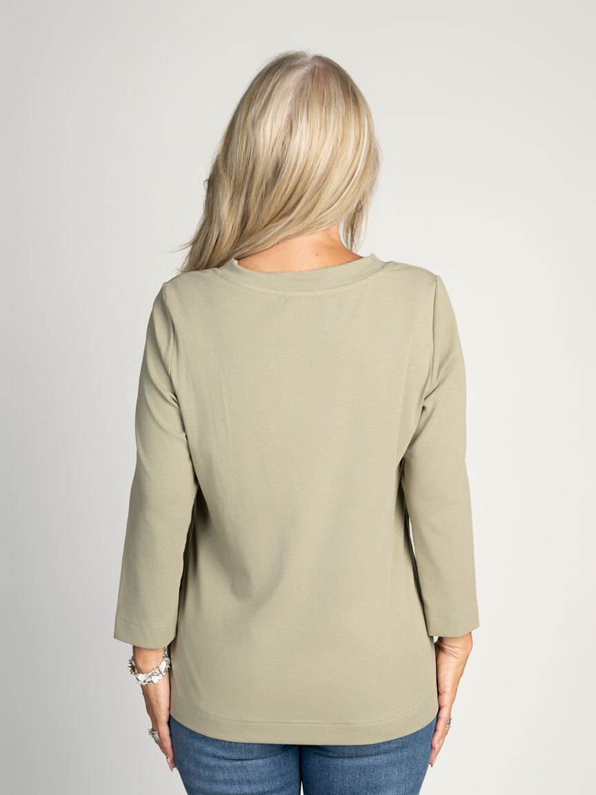 3/4 Sleeve V-Neck Top