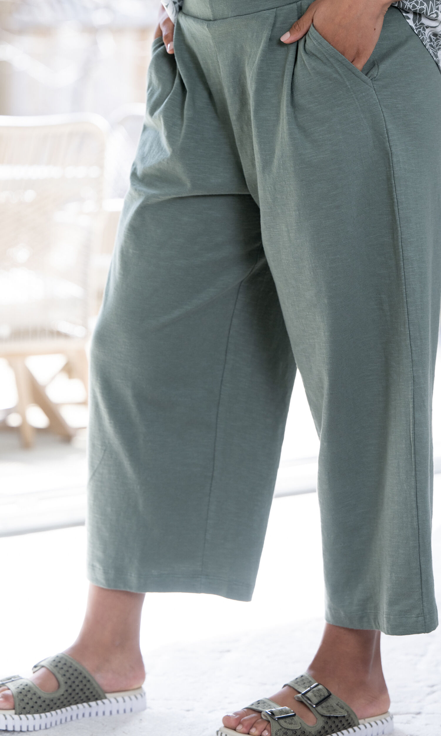 100% Cotton Pull-On Ankle Pant Image 2