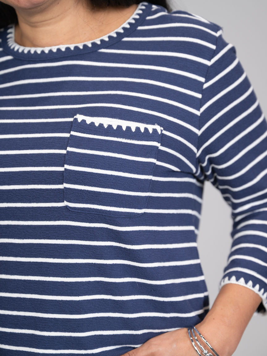 3/4 Sleeve Crew Neck Top With Contrast Detail