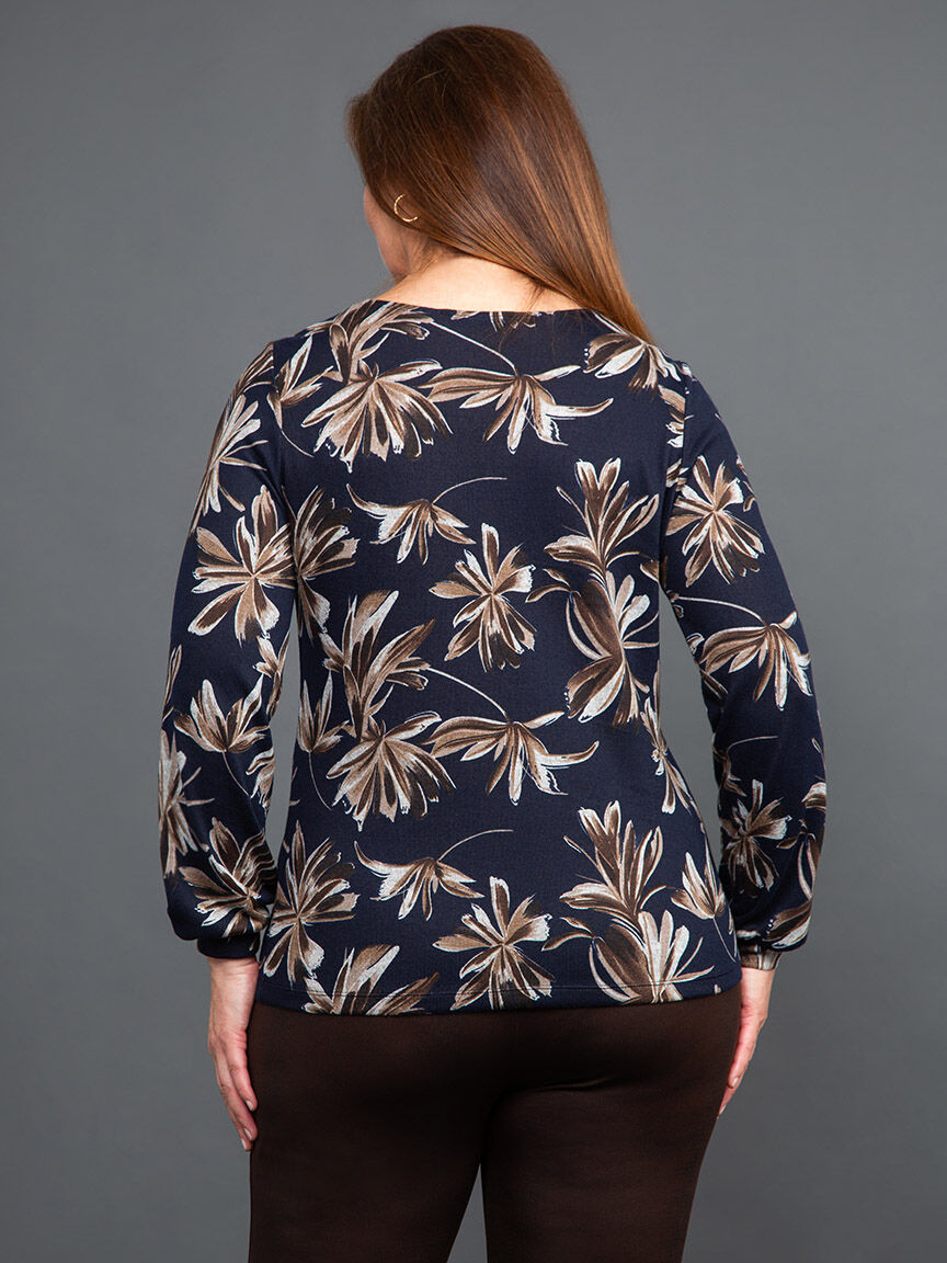 Long Sleeve Hatchi Top w/ Chain-Link Keyhole