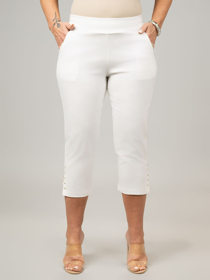 Pull-On Capris With Slits