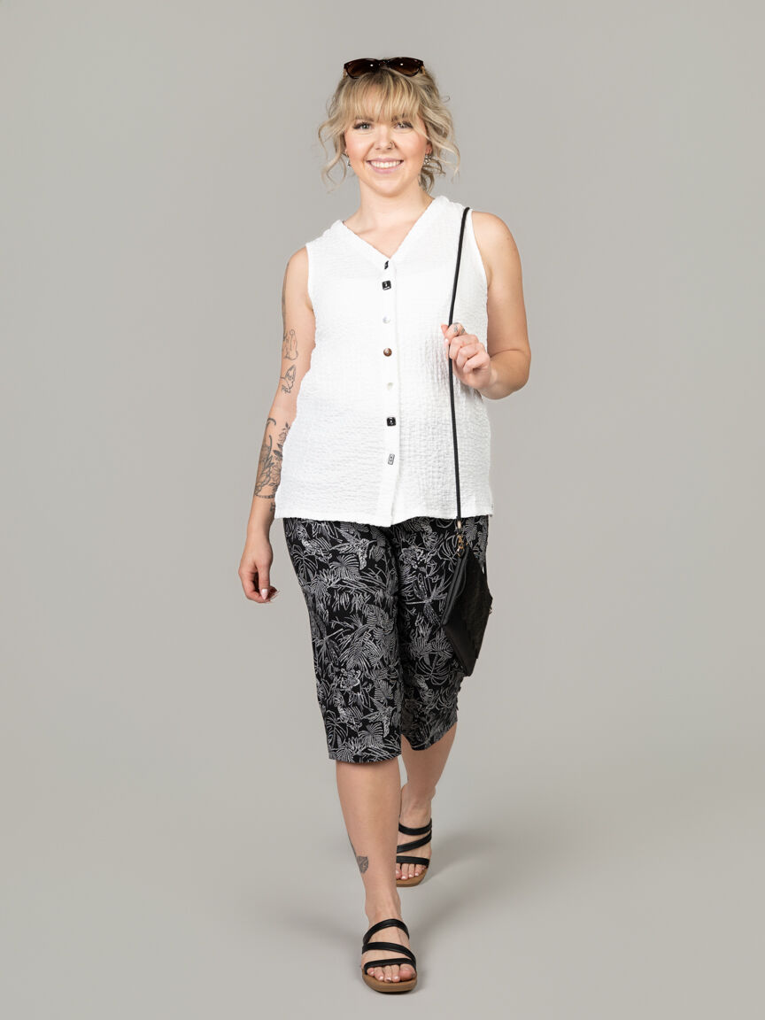 Elastic Waist Capri Pants