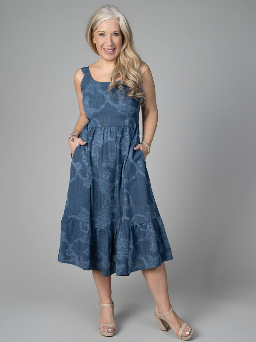 Sleeveless Dress With Pockets