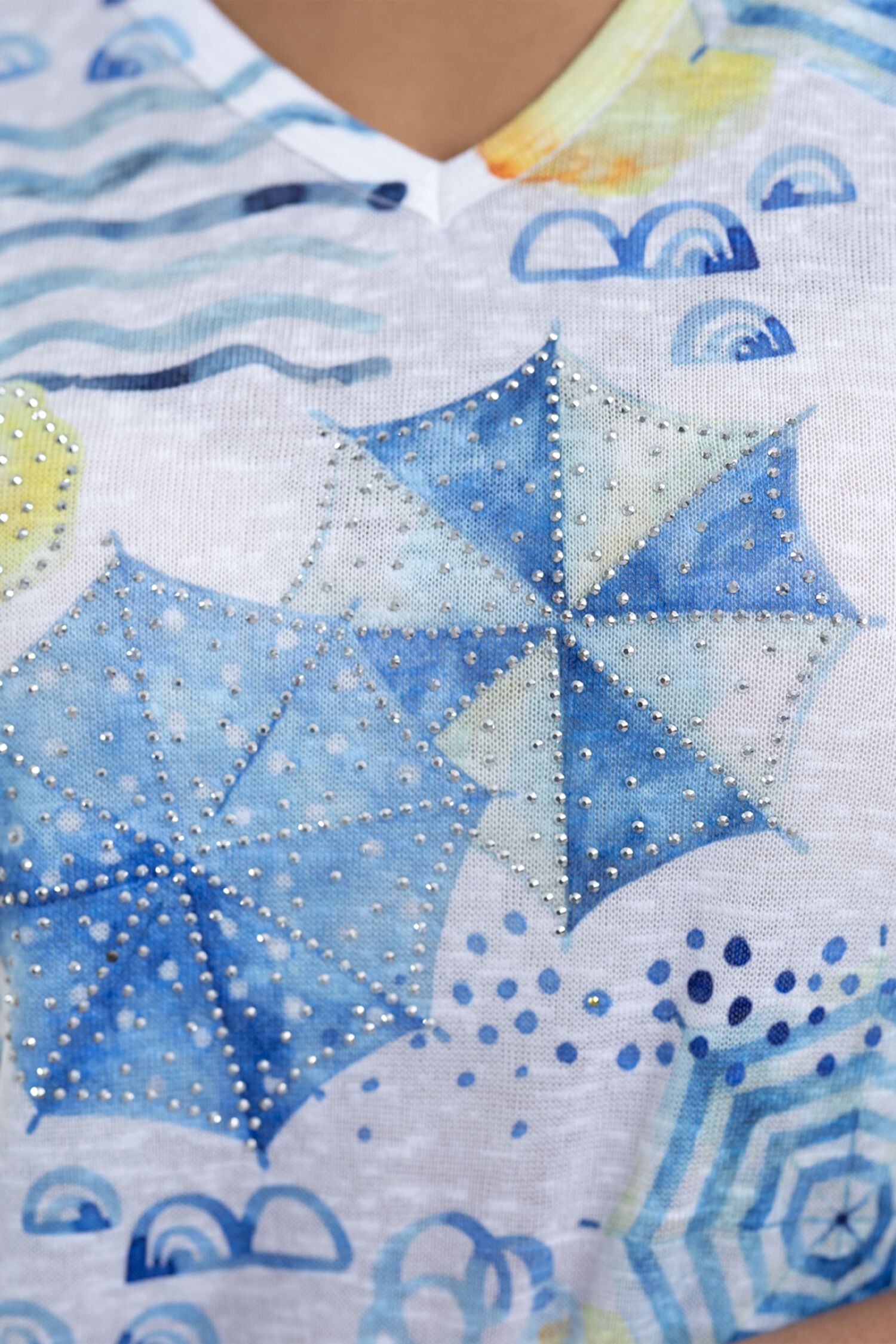 Short Sleeve Embellished Knit Top Image 3