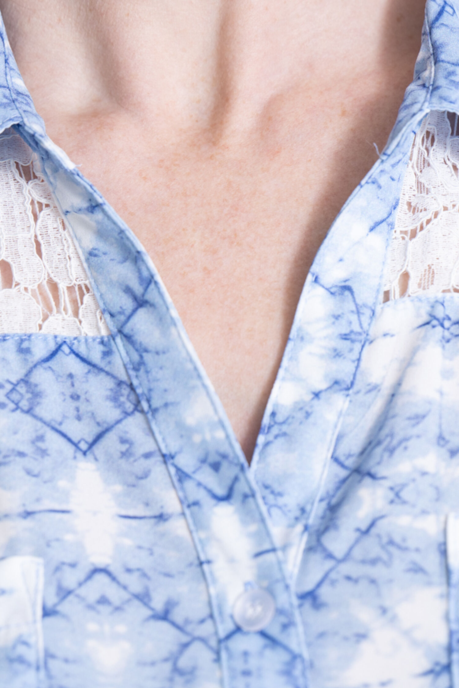 Sleeveless Button-Up Lace Yoke Blouse Image 3