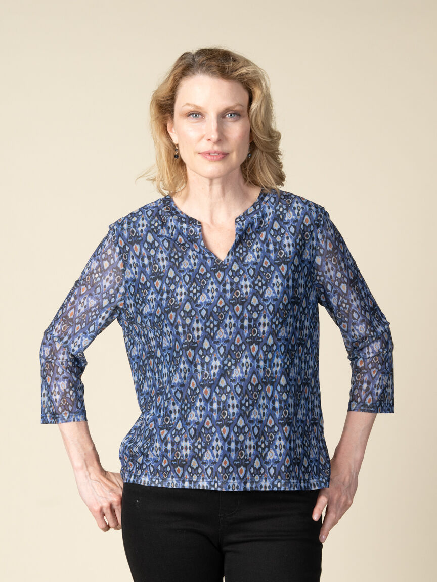 3/4 Sleeve Patterned Mesh Blouse