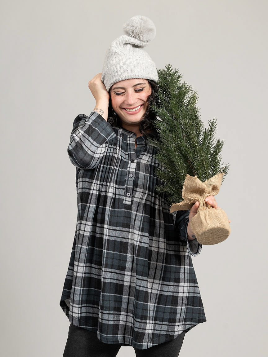 &frac34; Sleeve Plaid Blouse Image 5