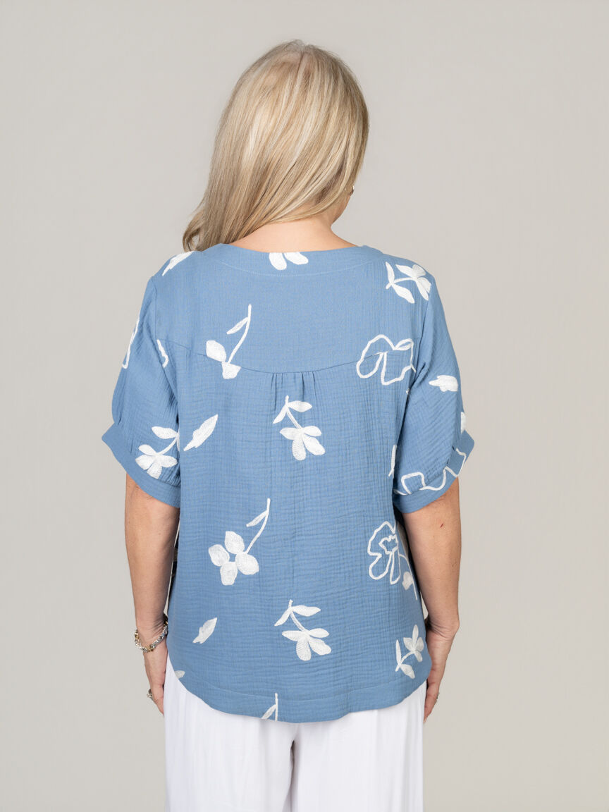 Elbow Sleeve Embroidered Top