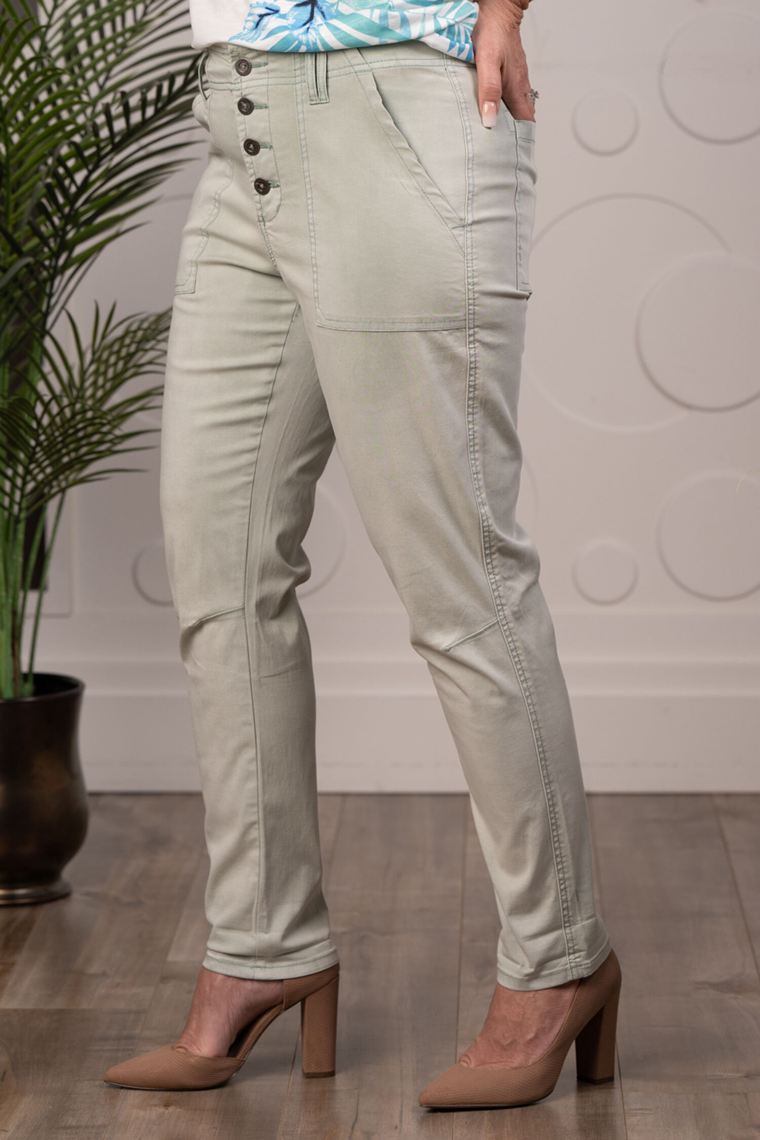 Cotton Twill Crop Pants Image 2