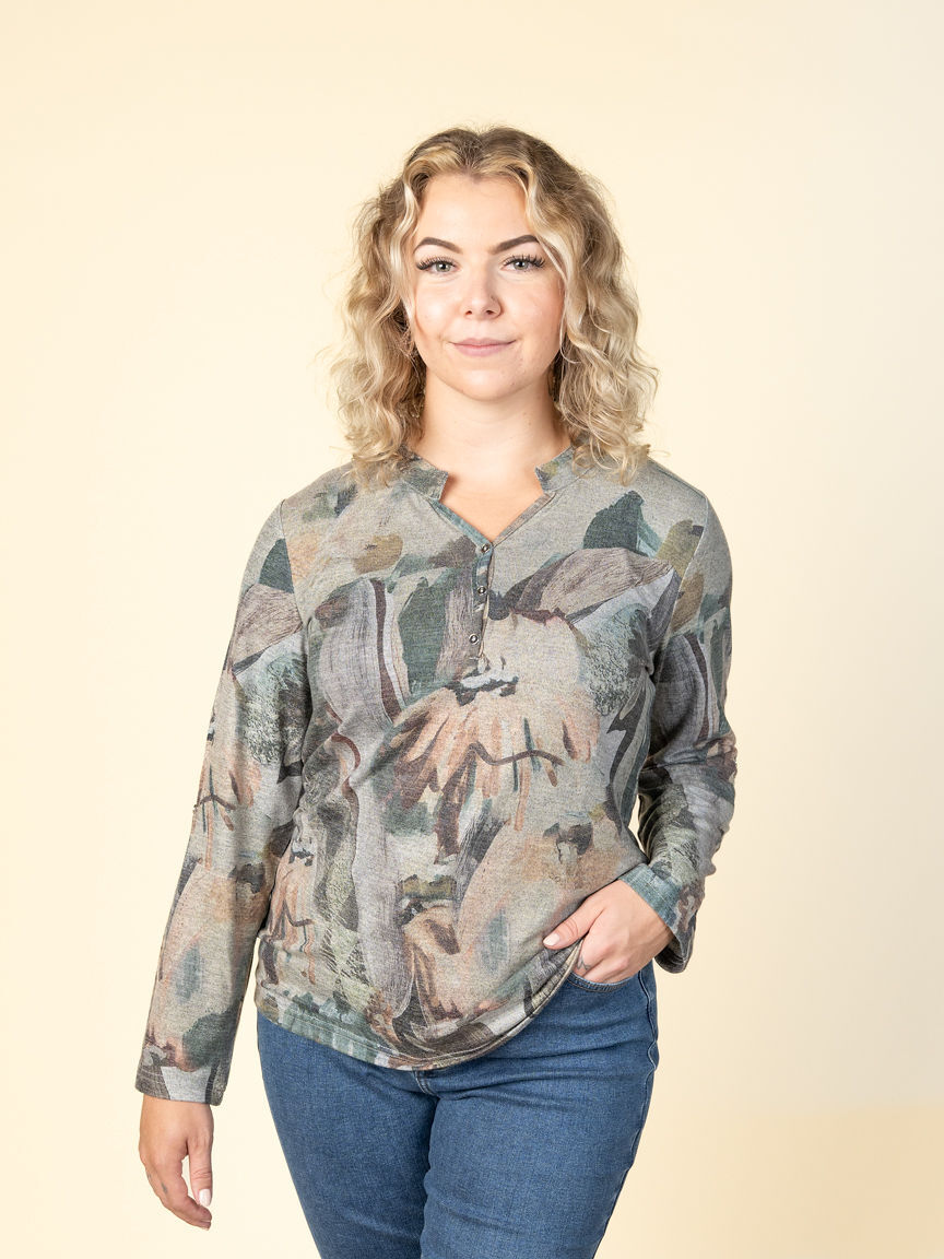 Long Roll Tab Sleeve Top