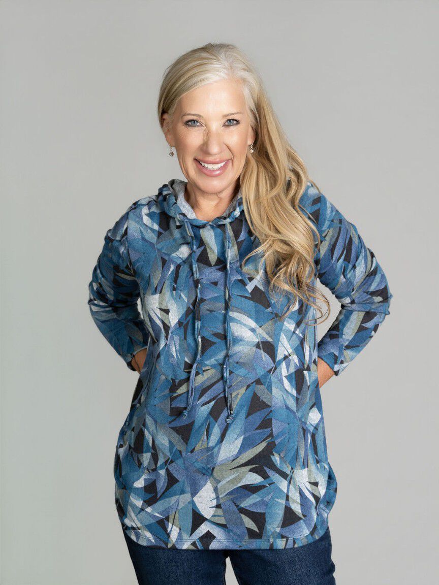 3/4 Sleeve V-Neck Top
