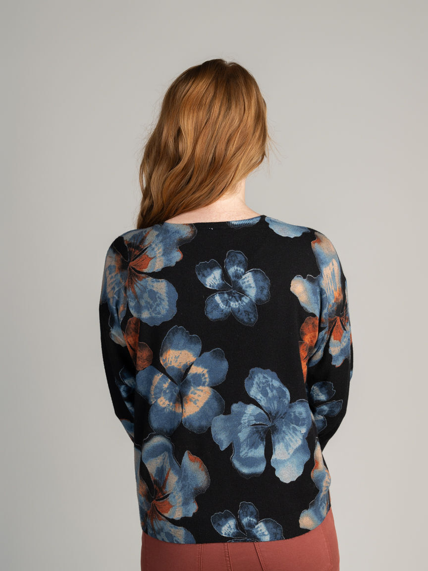 &frac34; Sleeve Sweater