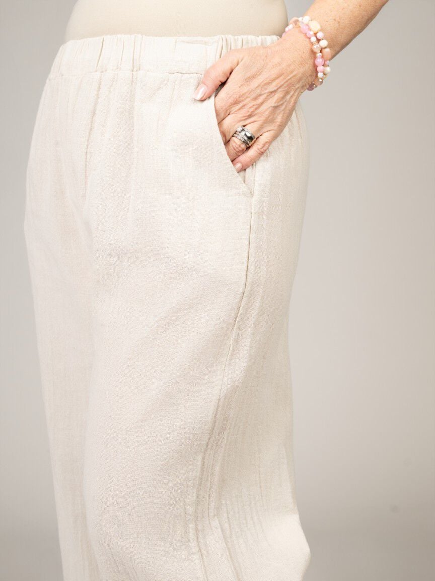 Wide Leg Pull-On Pants Image 3