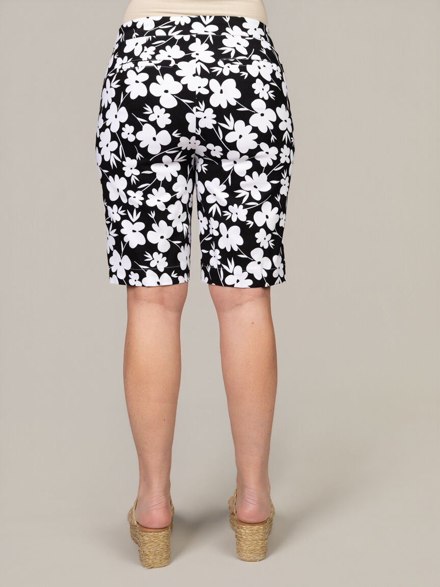 Printed Pull On Shorts with Pockets