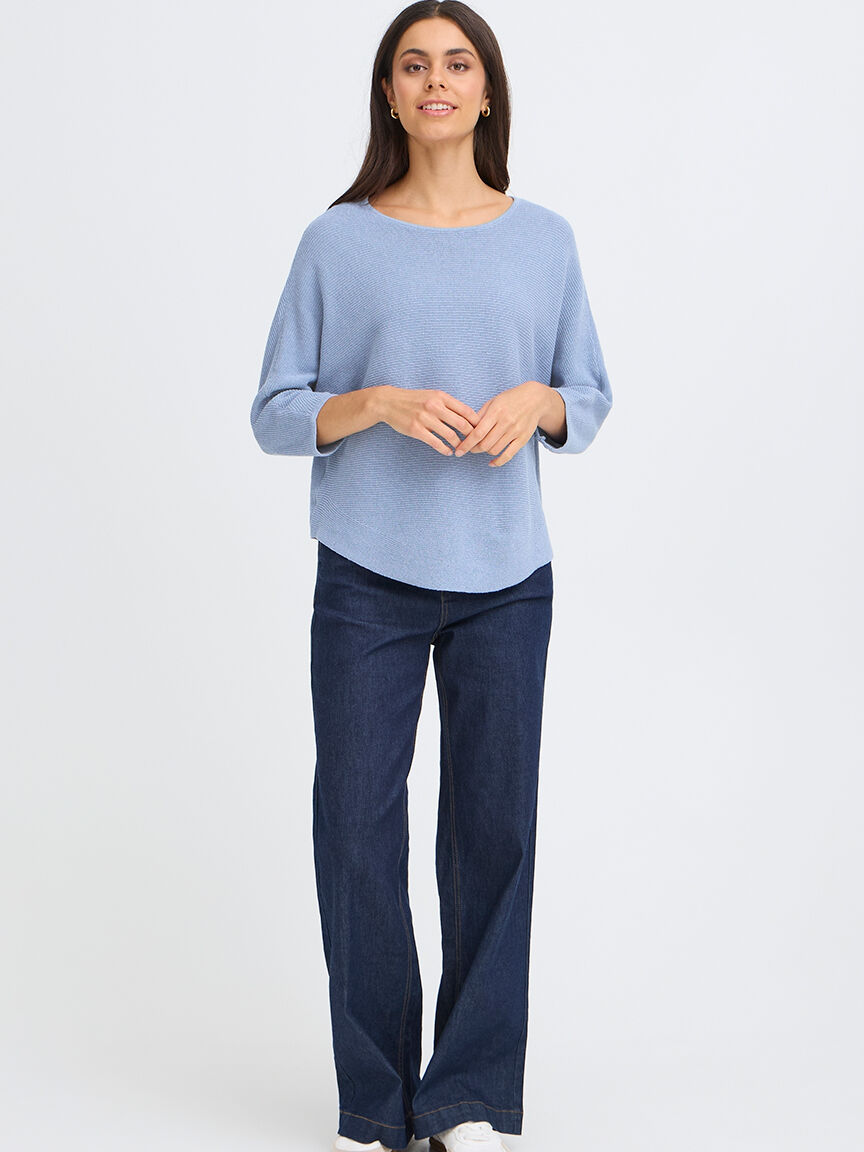 3/4 Sleeve Rounded Hem Top