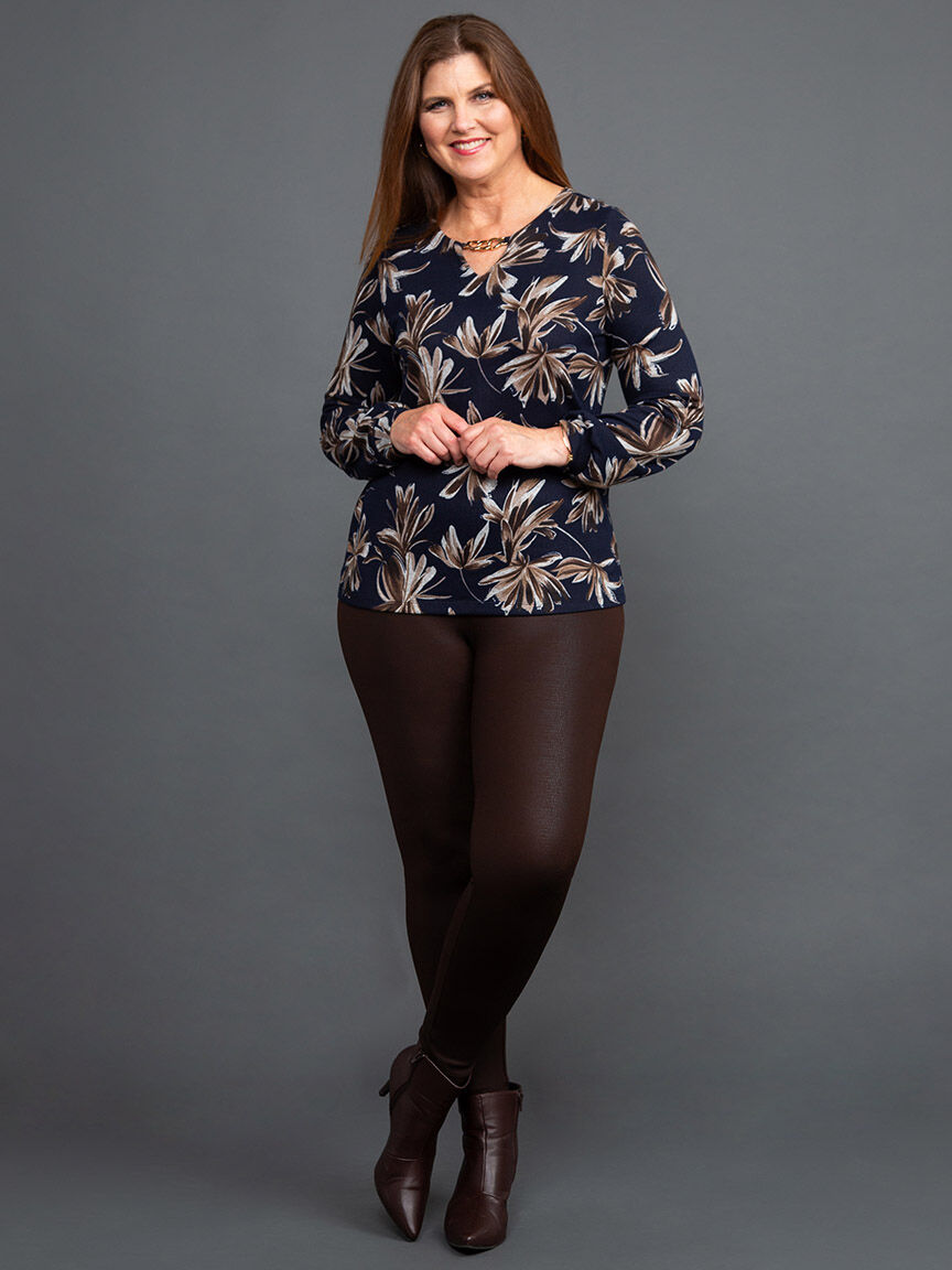 Long Sleeve Hatchi Top w/ Chain-Link Keyhole