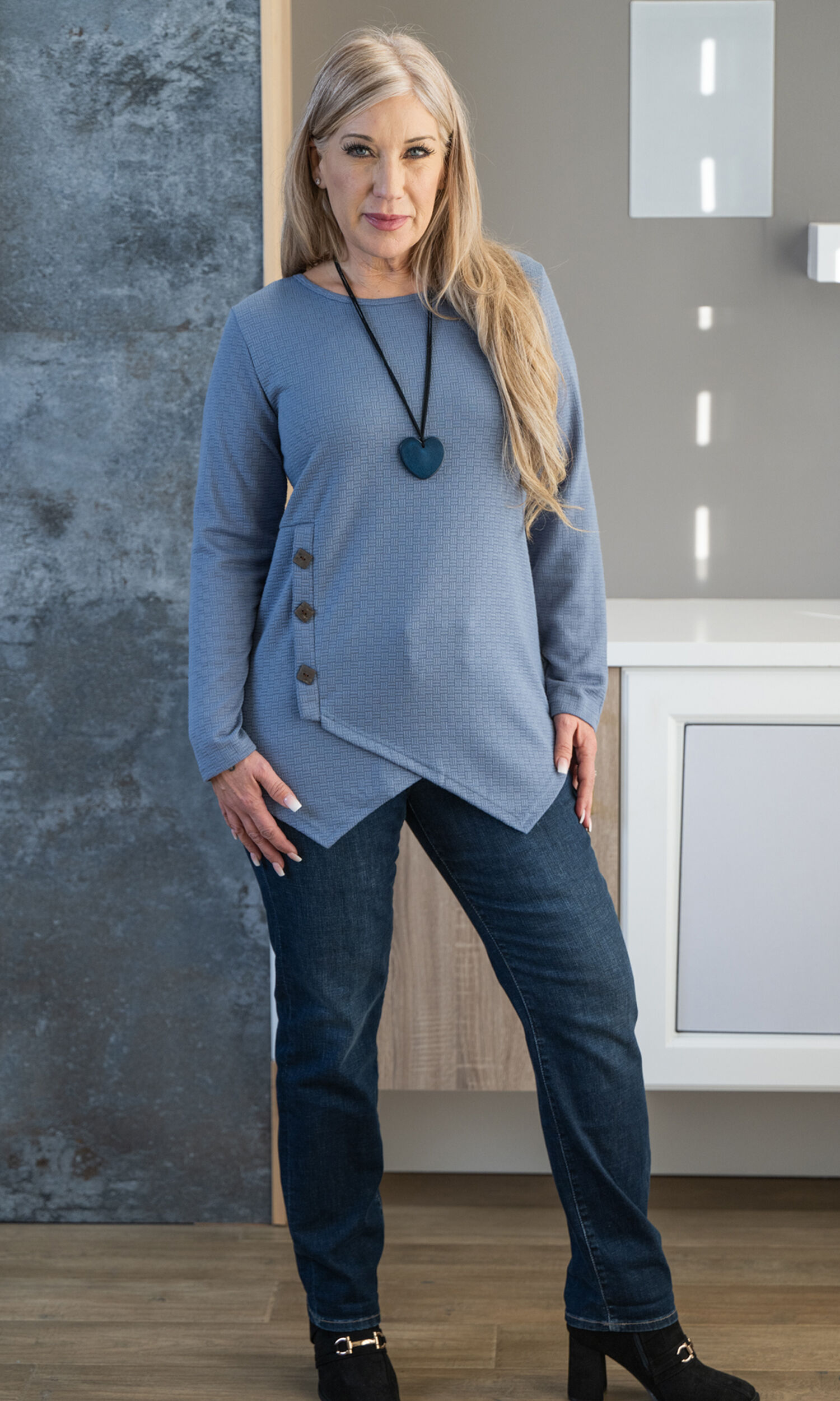 Sharp Handkerchief Shirt  Image 3