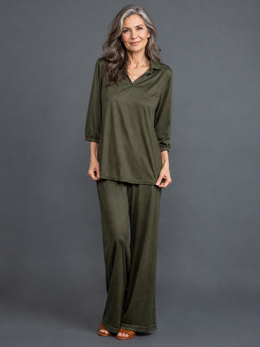 Elbow Sleeve Suede Top w/ Pointed Collar
