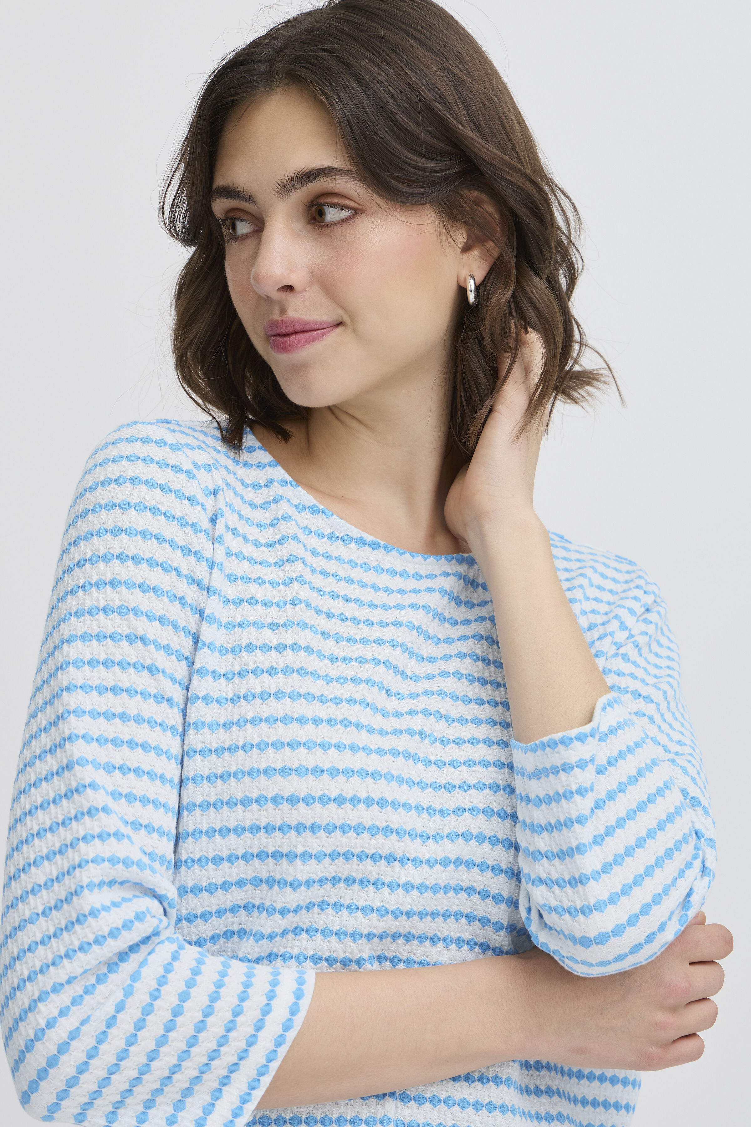 &frac34; Sleeve Crew Neck Top 