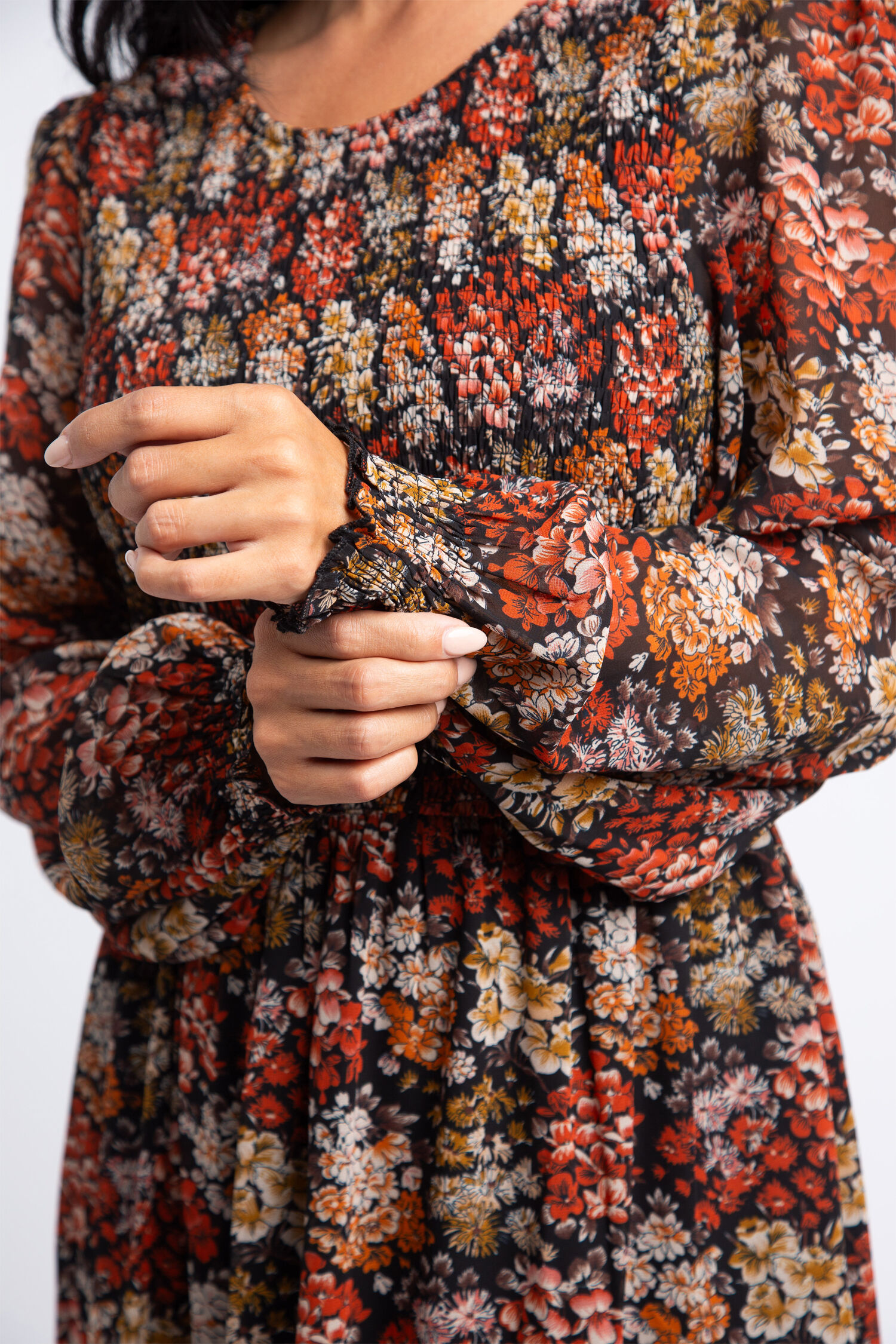 Balloon Sleeve Tiered Maxi Dress Image 4