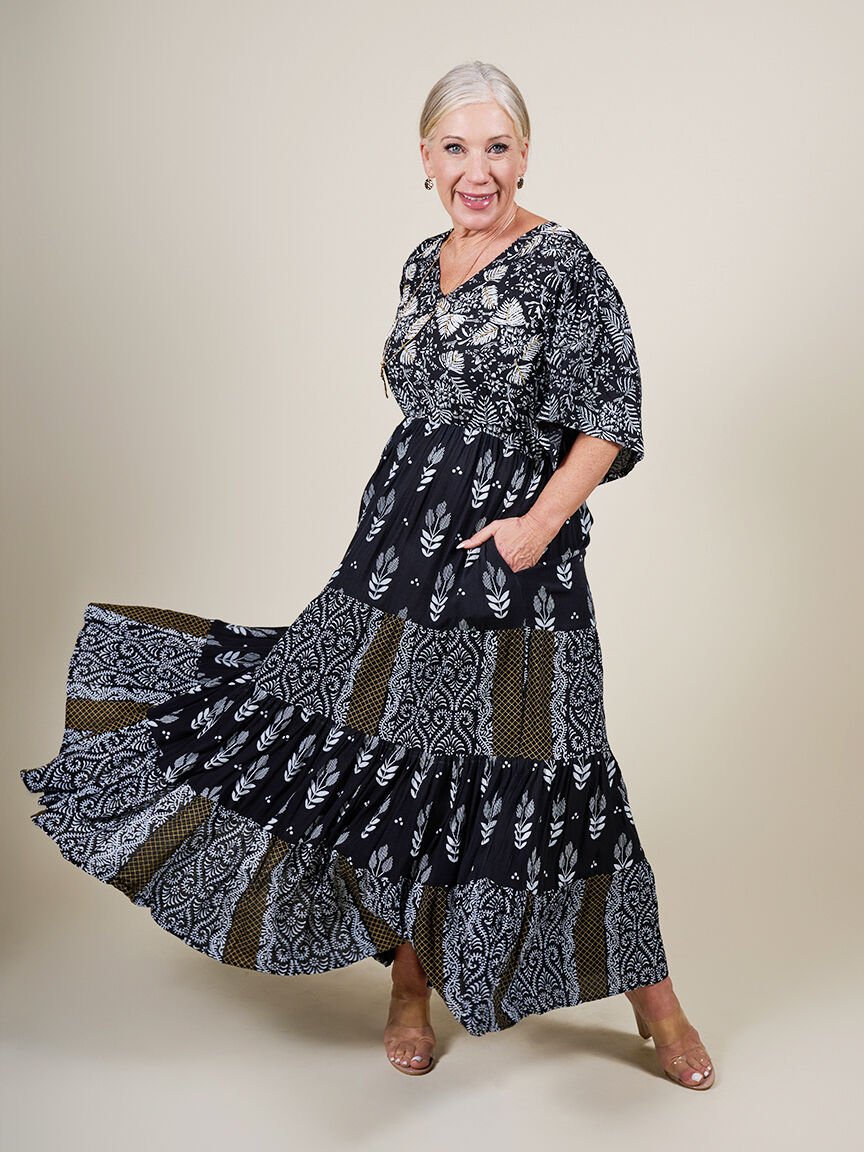 Maxi dress with beads Image 1