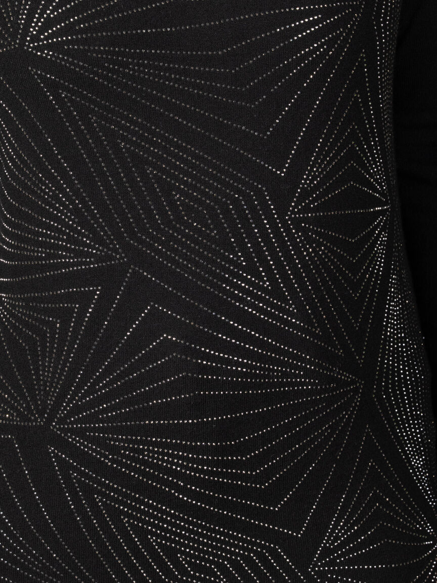 Long Sleeve V-Neck With Abstract Hotfix