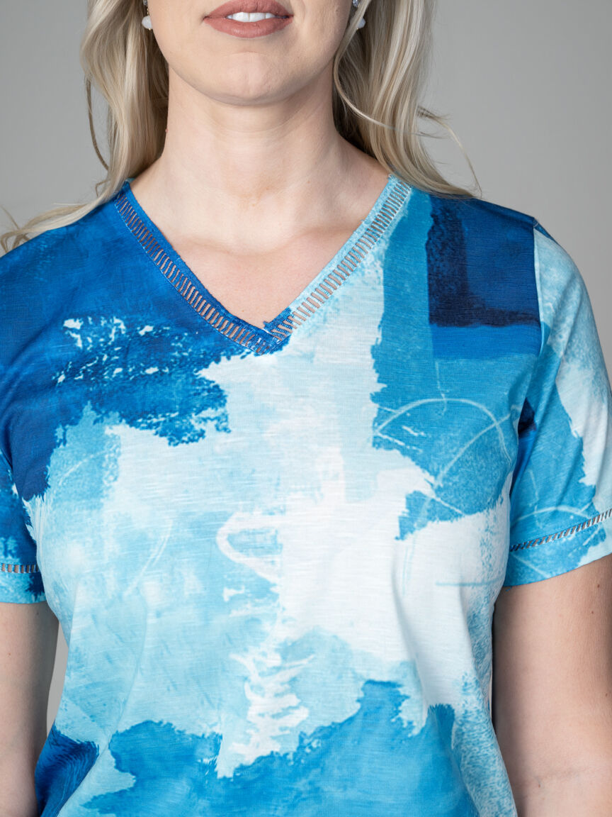 Short Sleeve V-Neck With Ladder Lace Detail