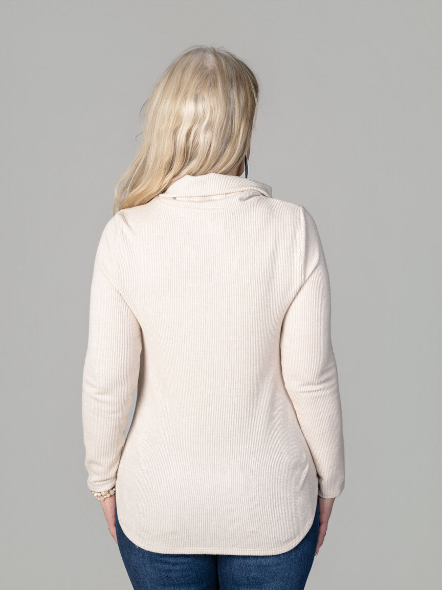 Long Sleeve Cowl Kneck Sweater Image 2