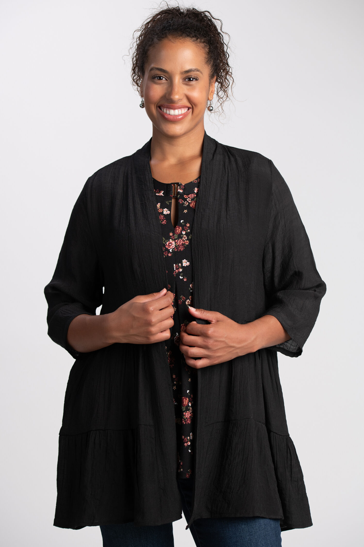 &frac34; Sleeve Tiered Cardigan 