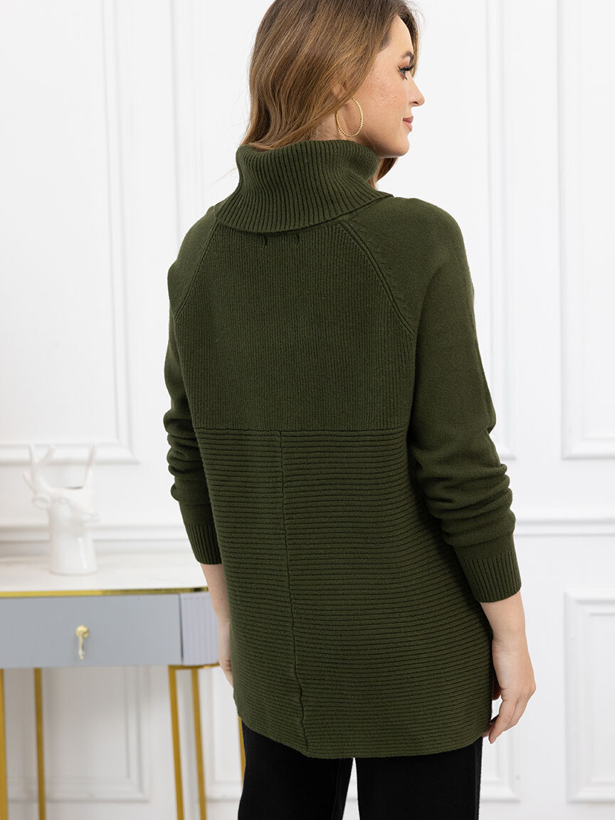 Long Sleeve Ribbed Turtle Neck Sweater