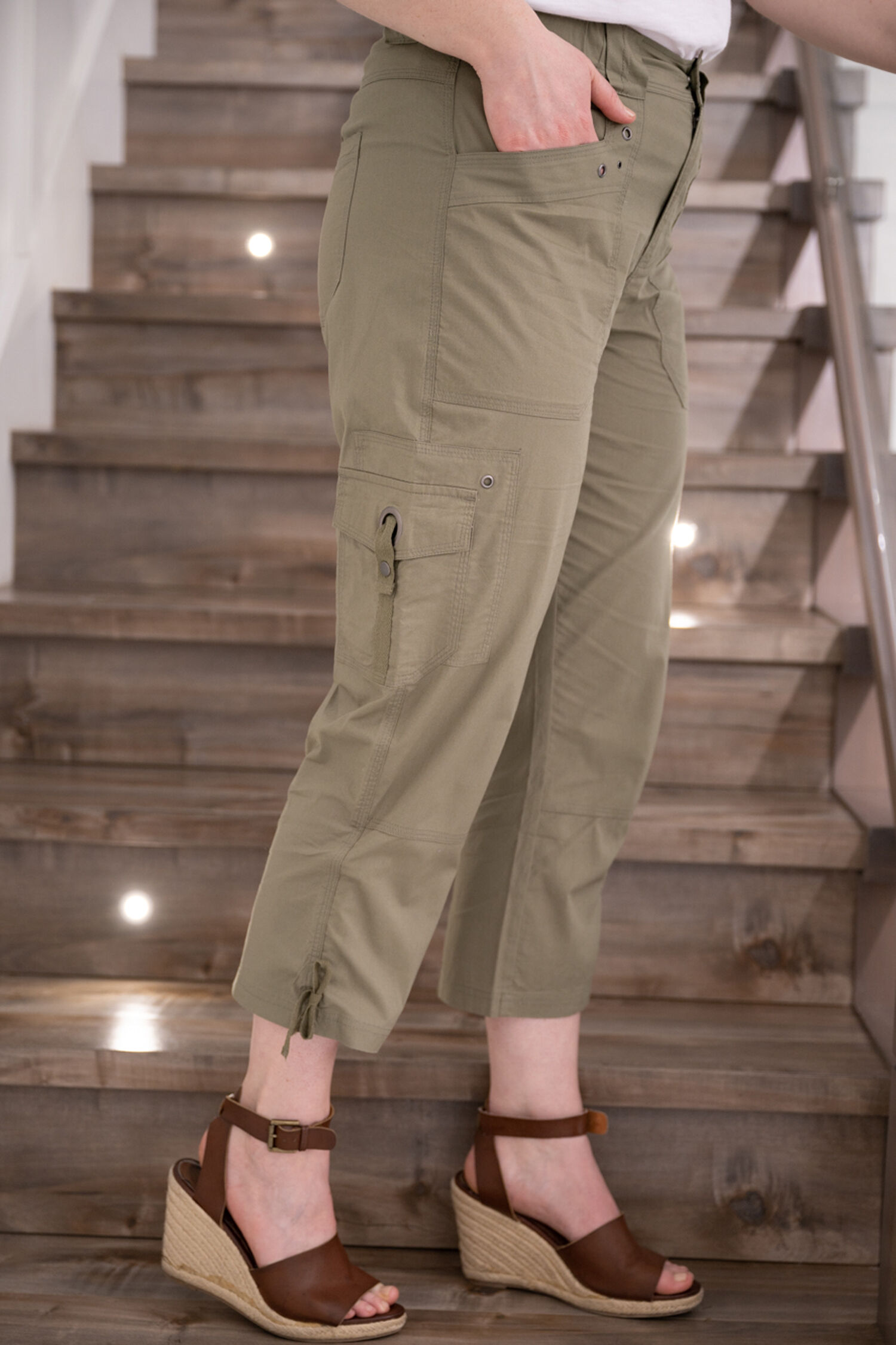 Capri Pant with Drawstring Image 2