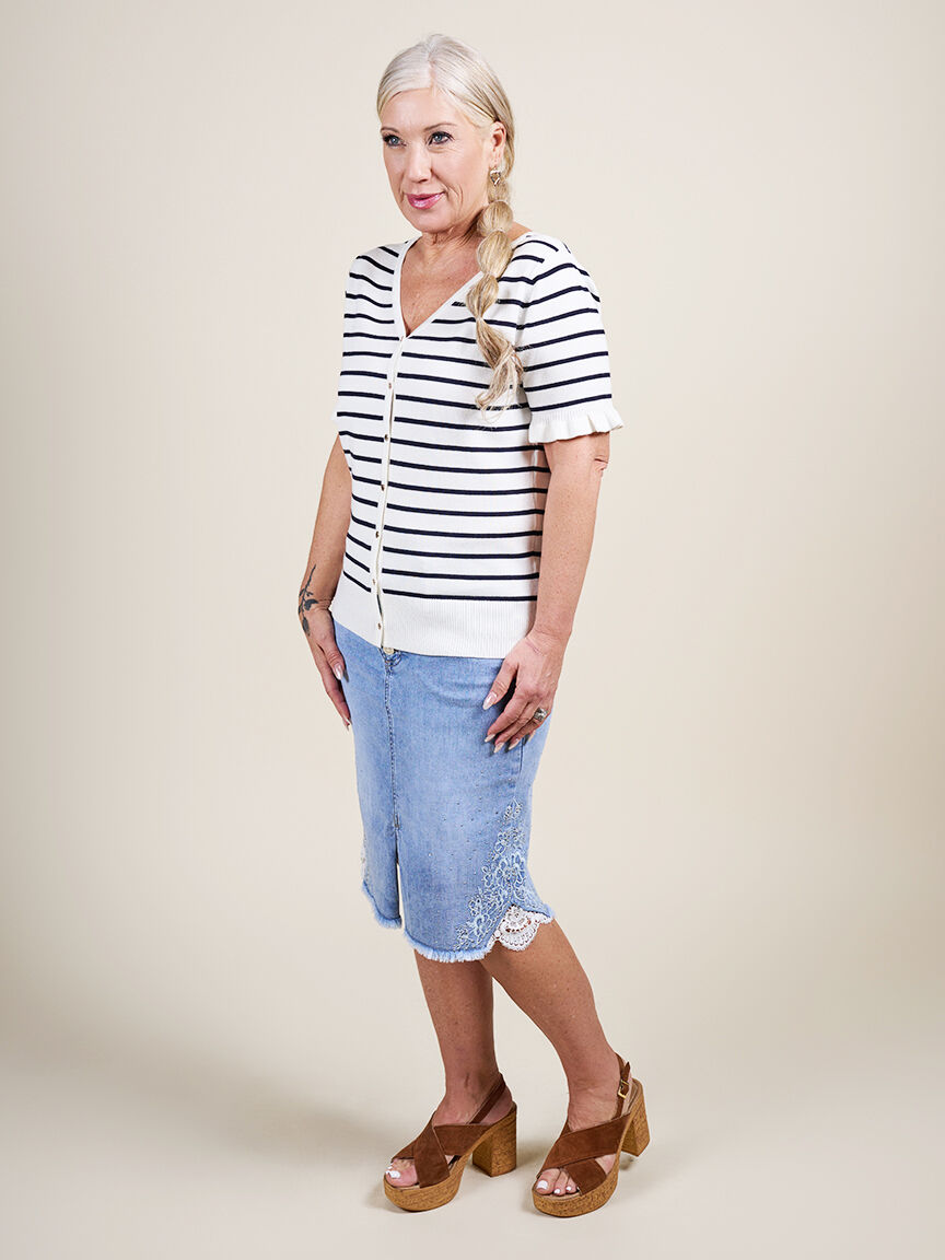 Short Sleeve Button Up Sweater  Image 3