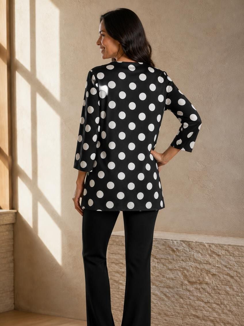 3/4 Sleeve Tunic With Accent Buttons