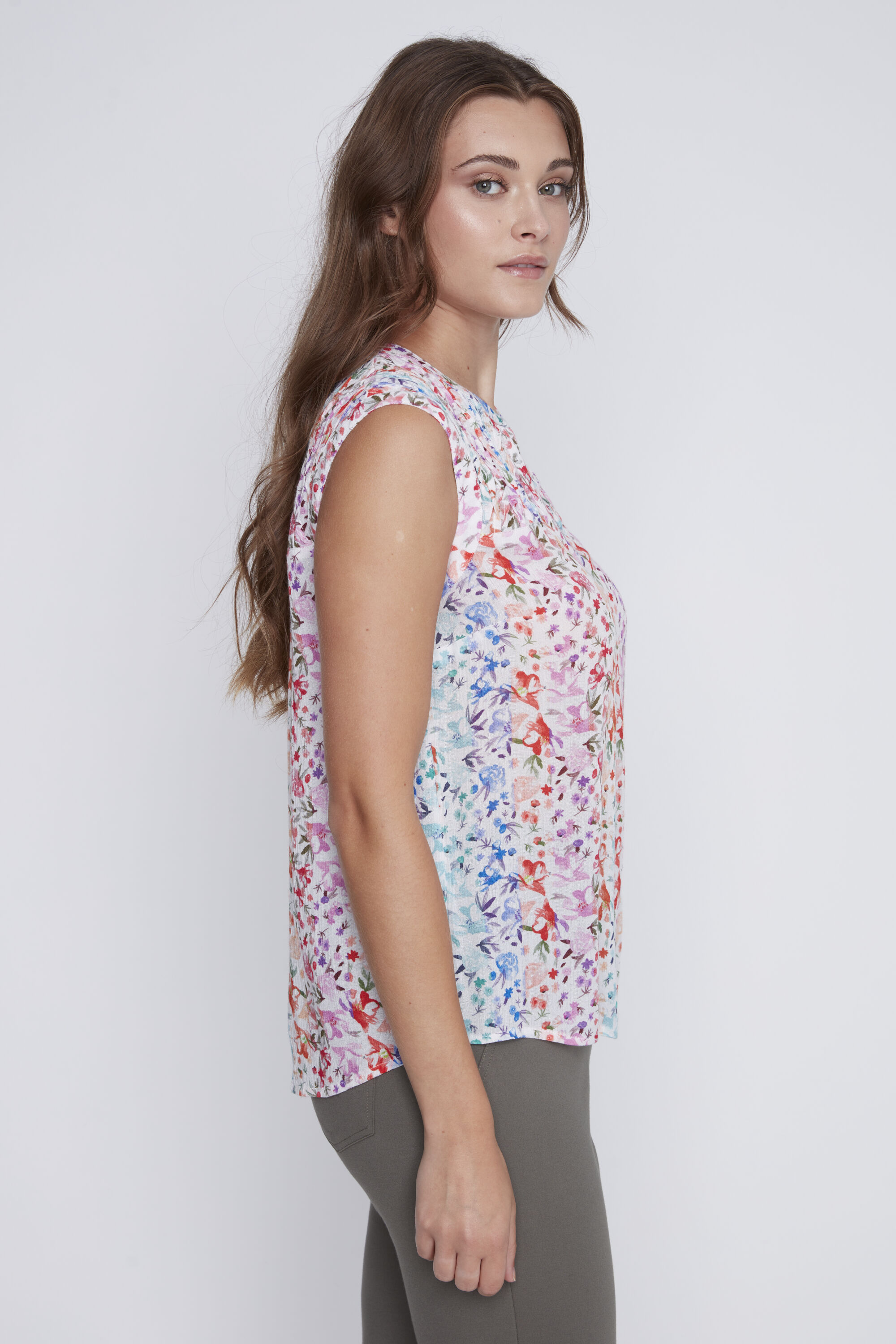 Notched Neck Floral Blouse Image 3