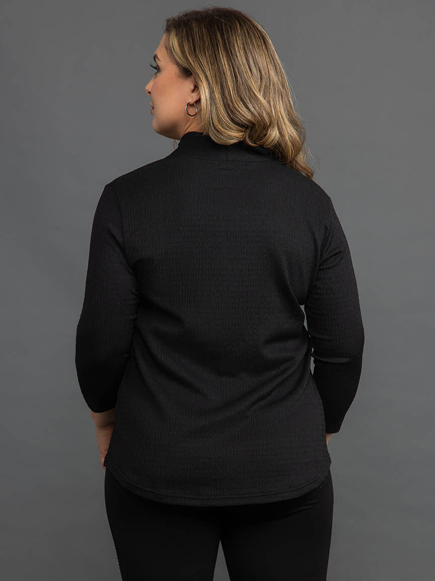 Textured &frac34; Sleeve Top Image 4