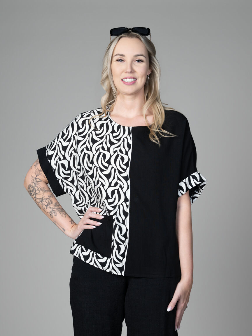 Short Sleeve Top With Patch Pocket