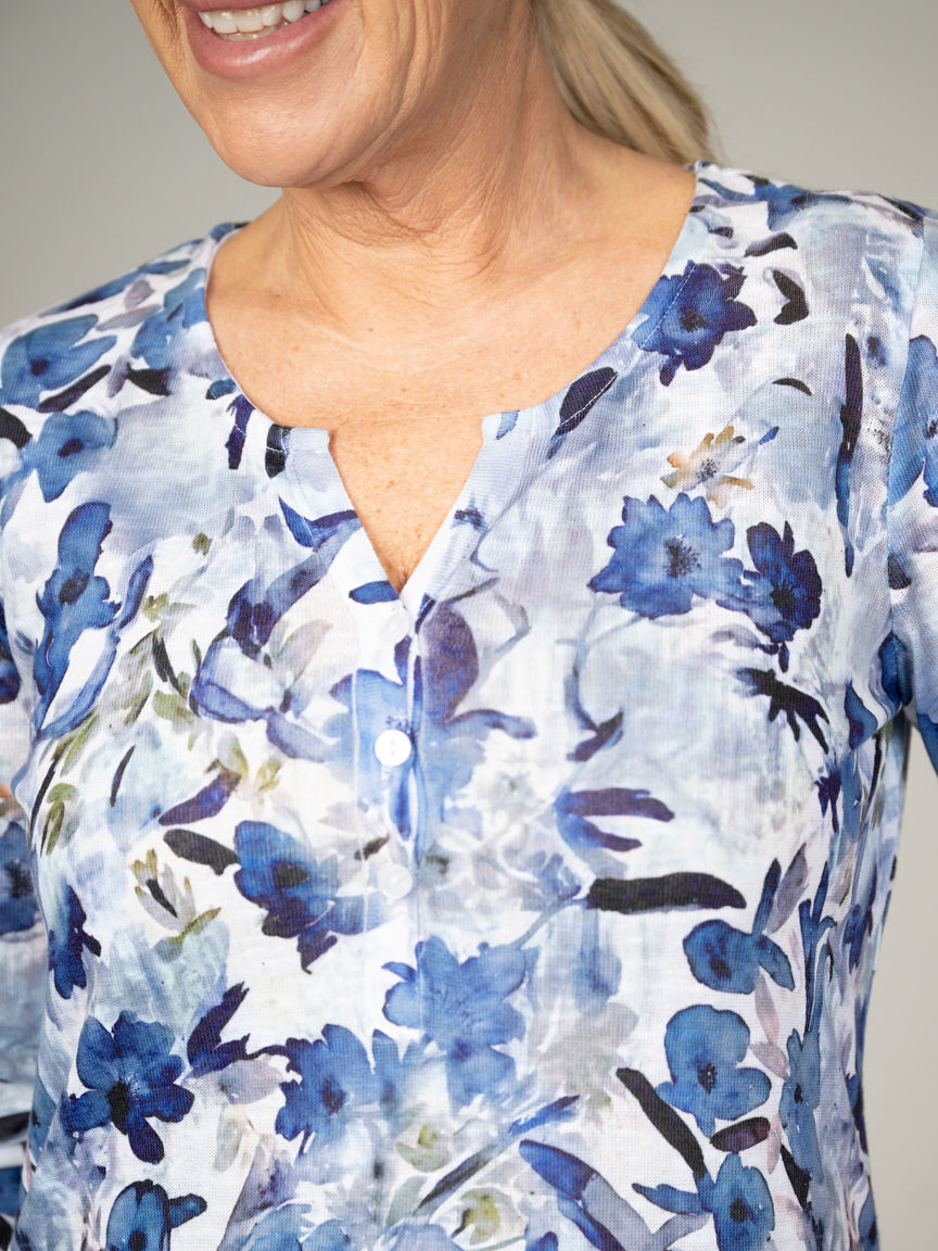 3/4 Sleeve Henley Top