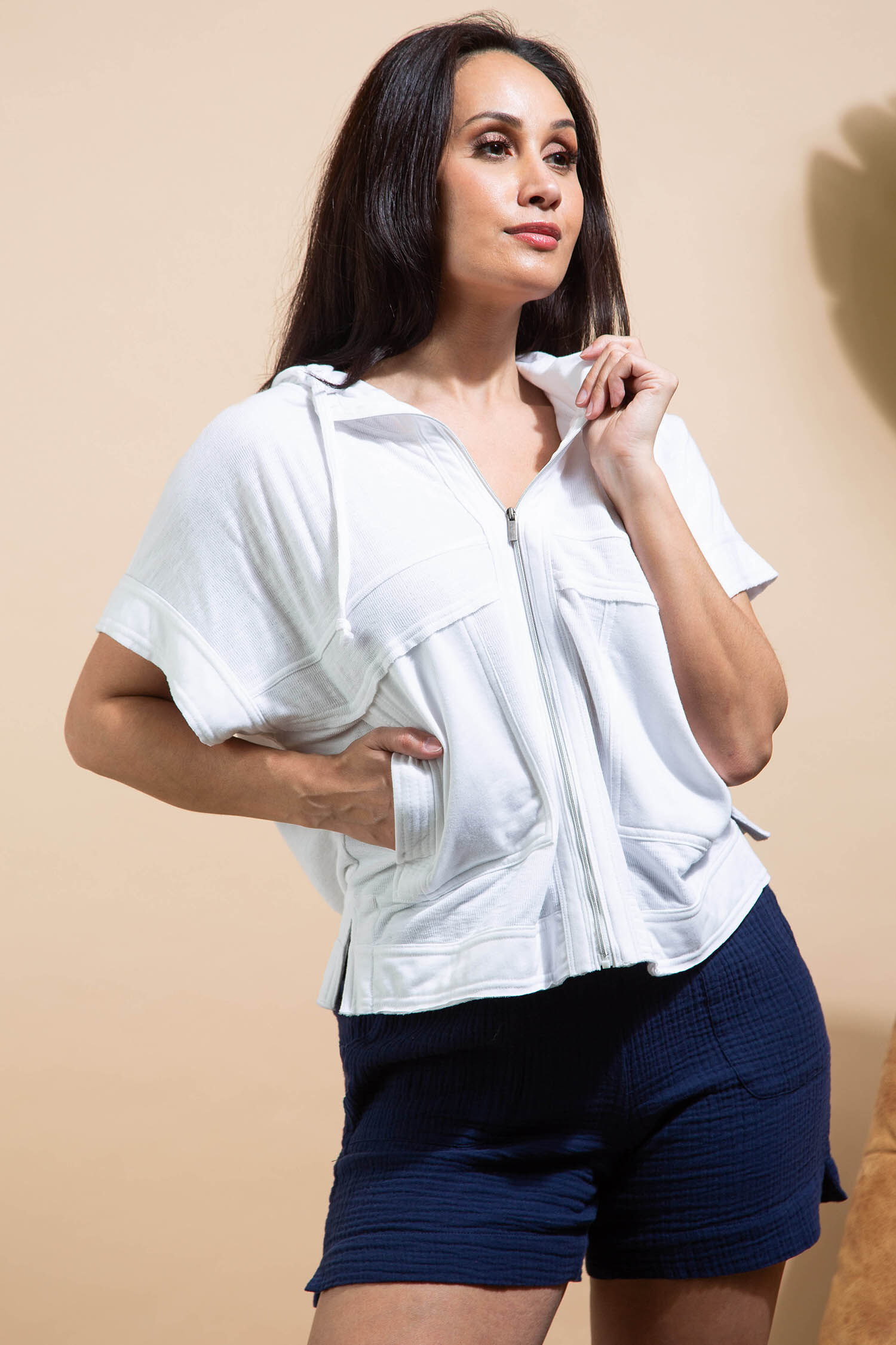 Zip-Up Knit Short Sleeve Jacket Image 2