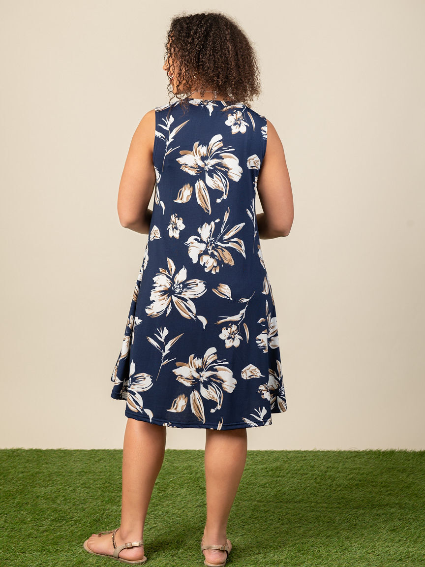 Knee Length Dress Sleeveless with Pockets  Image 2