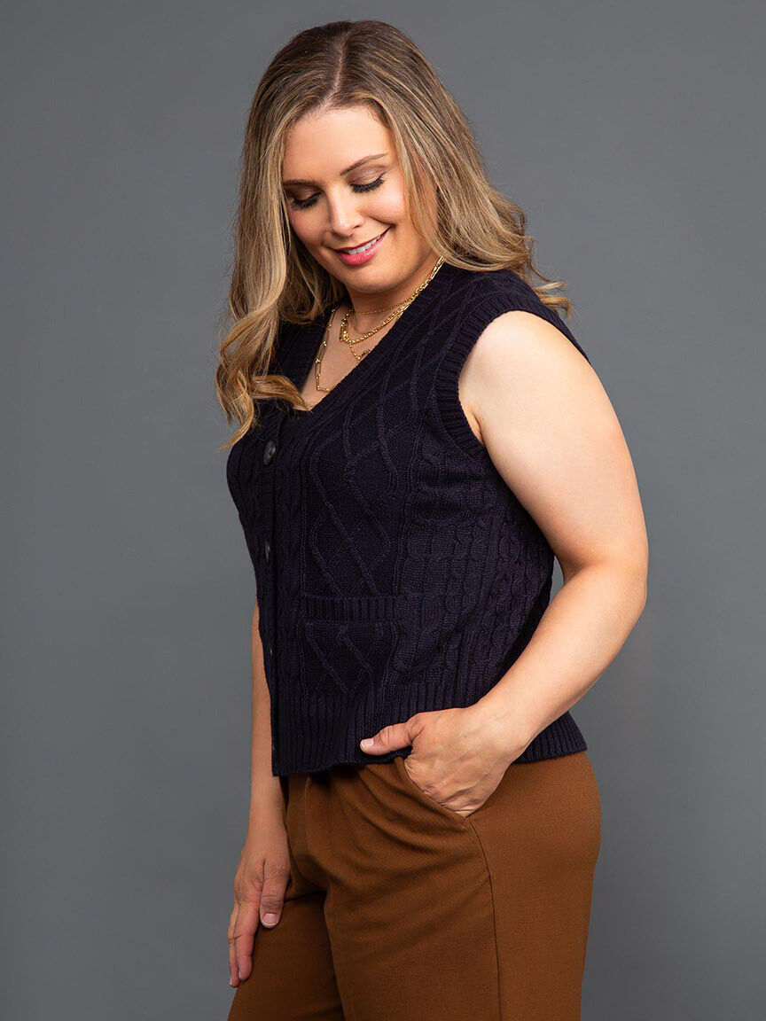 Cable Knit Button Down Sweater Vest Image 4