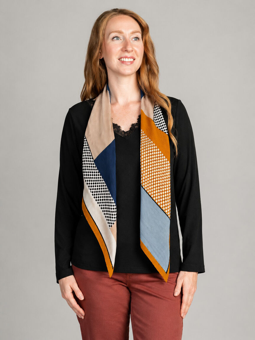 Square Pliss&eacute; Scarf