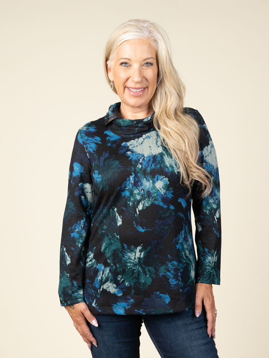 3/4 Sleeve Abstract Mock Neck Top