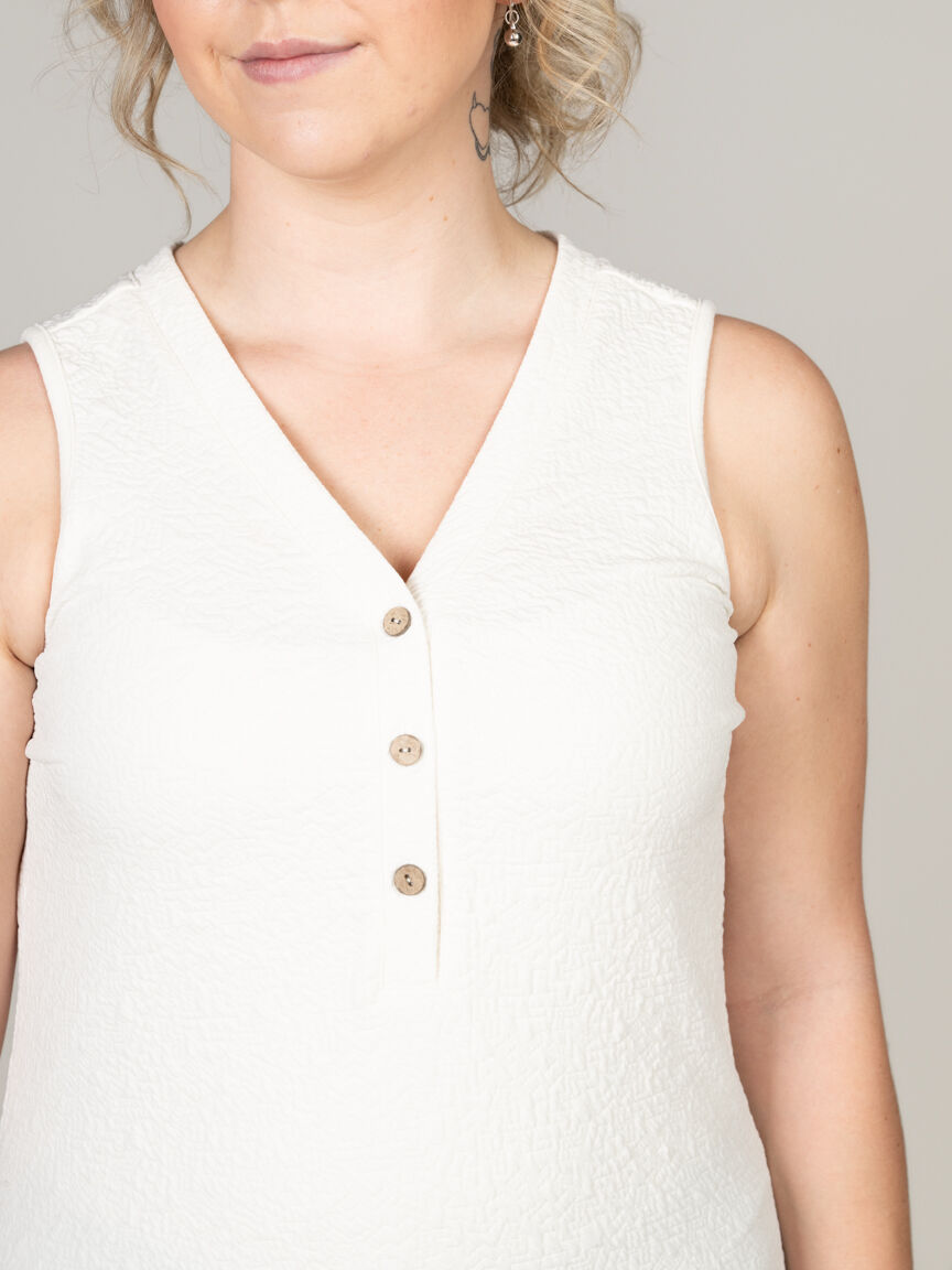 Sleeveless Textured V-Neck Top