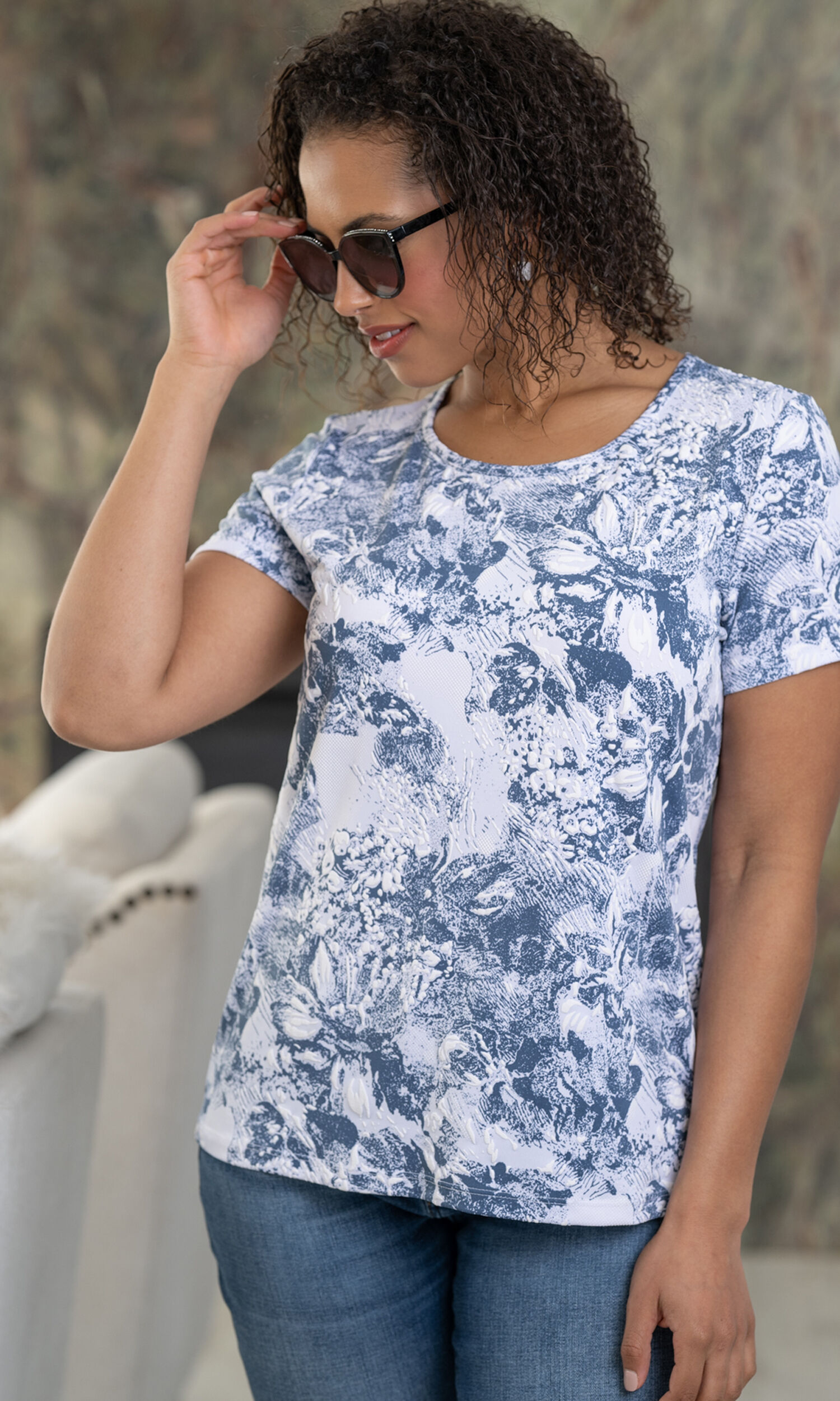 Short Sleeve Floral Top Image 1