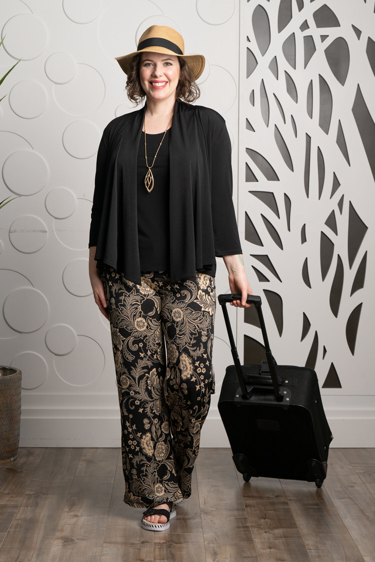 Open Front &frac34; Sleeve Cardigan Image 3