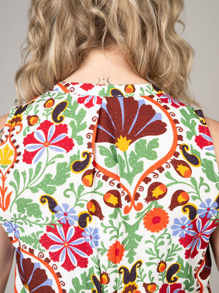 Sleeveless Blouse With Pintucks