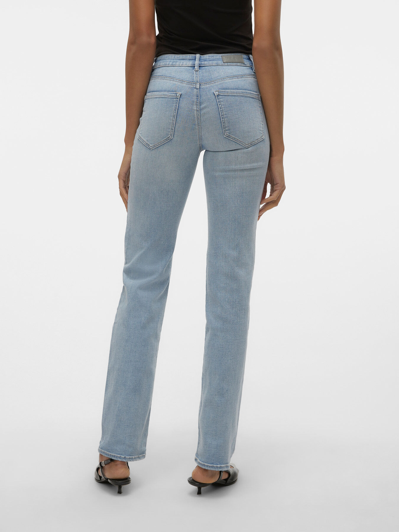 Mid Rise Straight Cut Jeans