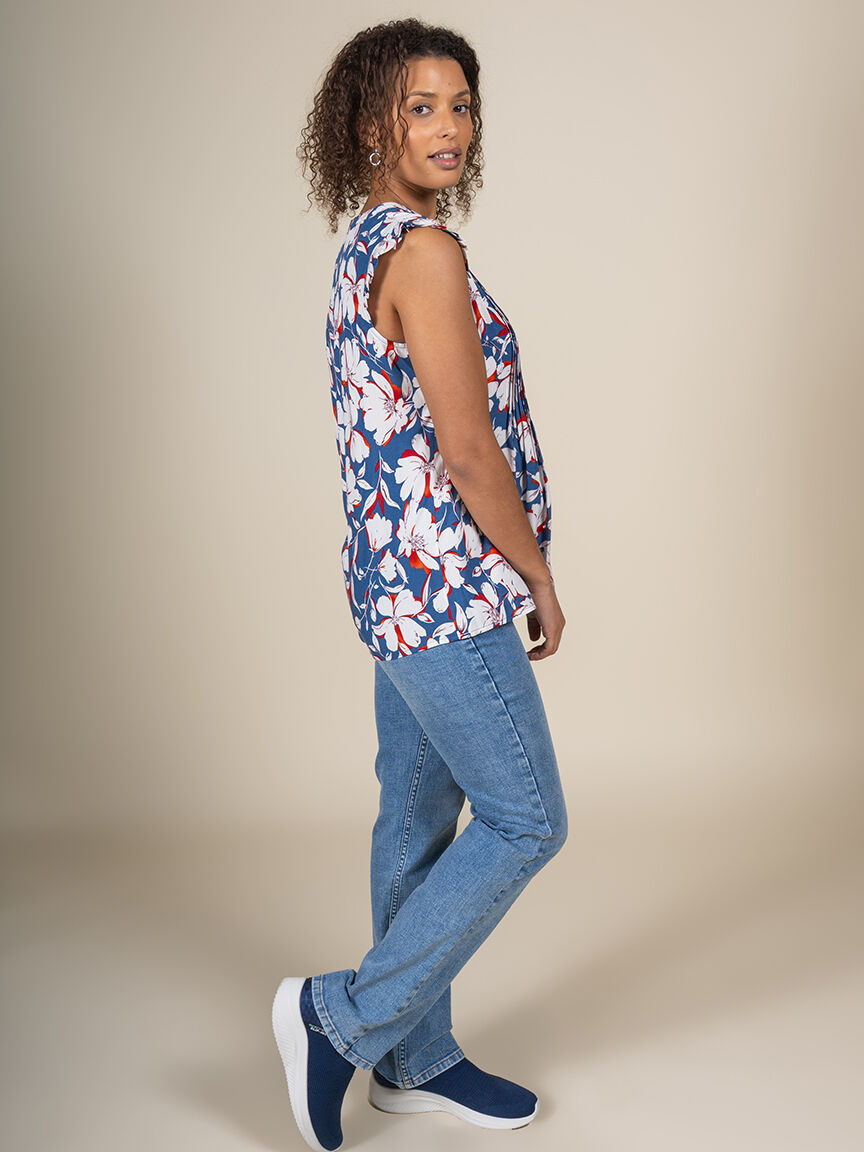 Sleeveless Button Up Blouse  Image 4