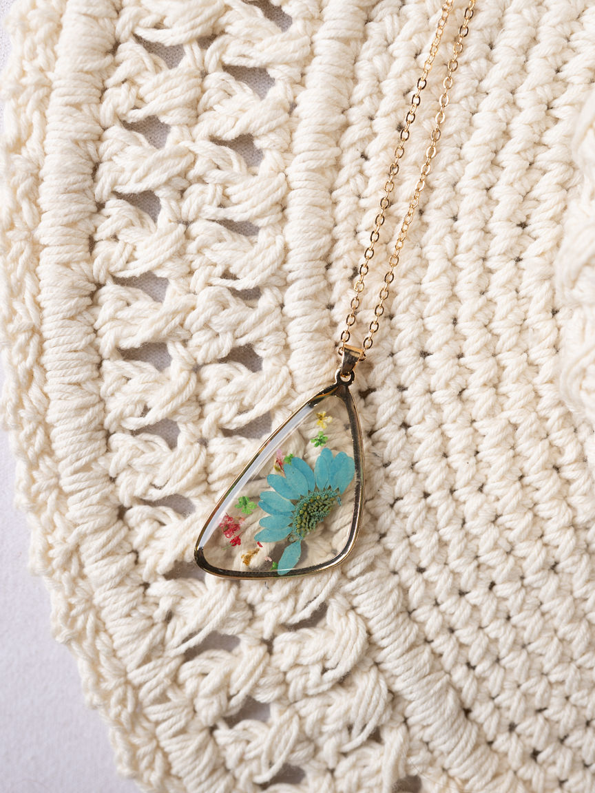 Resin Flower Necklace