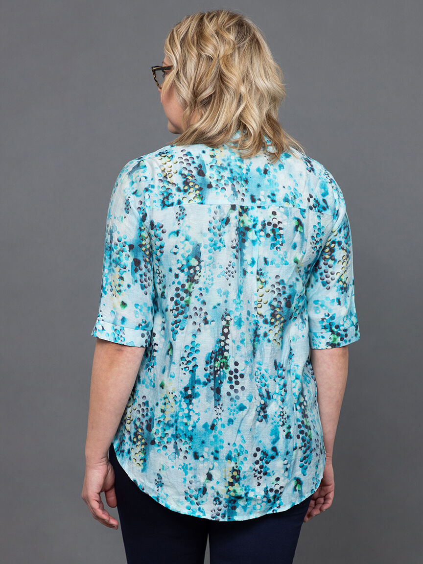 &frac34; sleeve button down turquoise patterned blouse Image 4